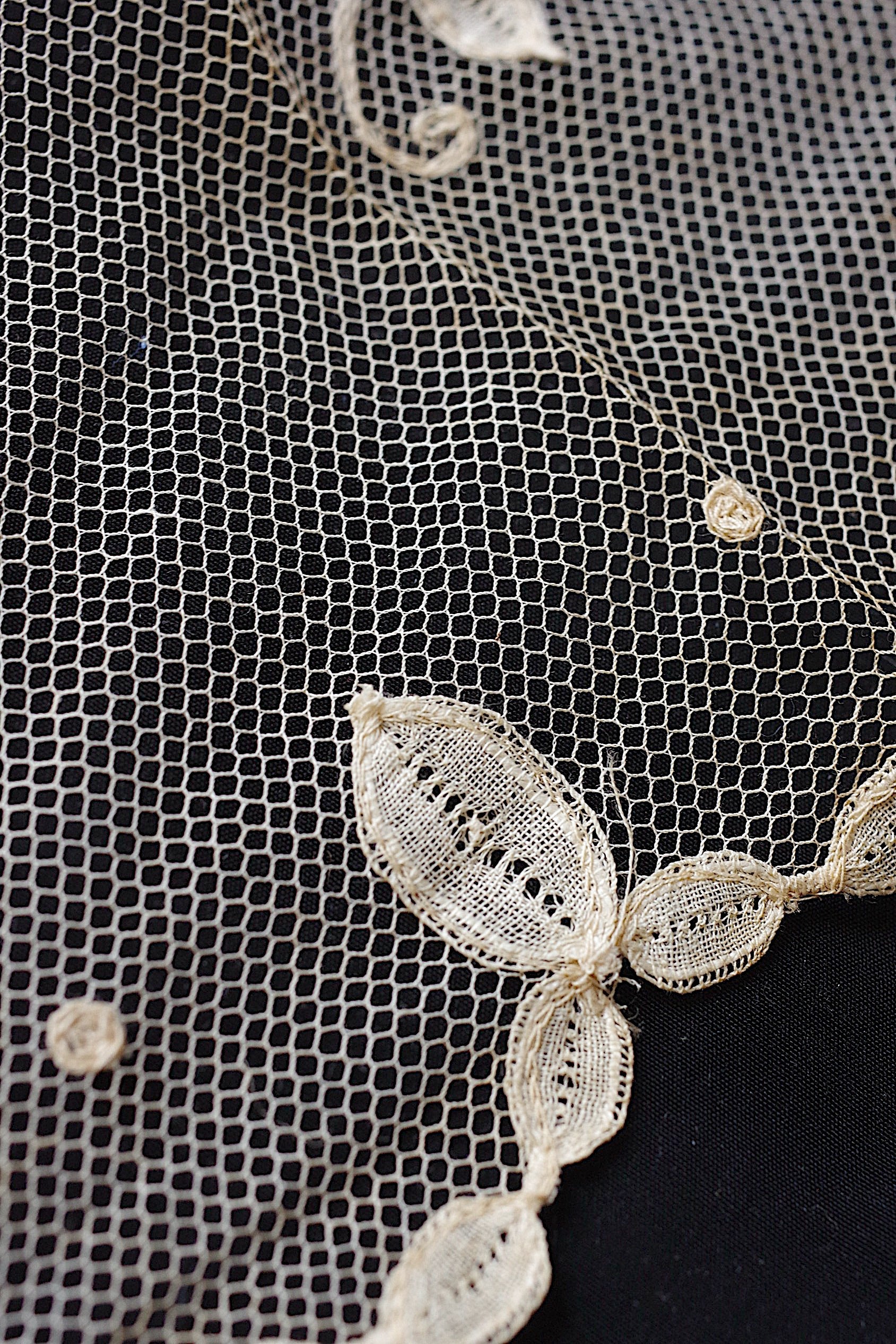 アンティークレース dentelle ancienne　２枚