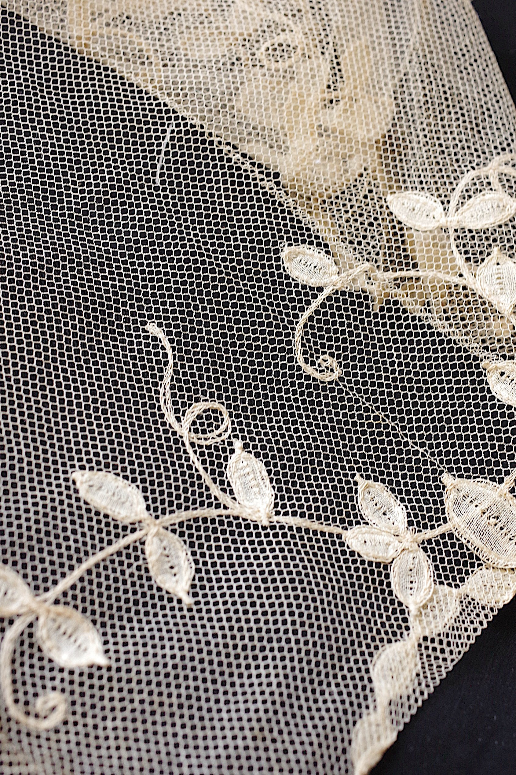 アンティークレース dentelle ancienne　２枚