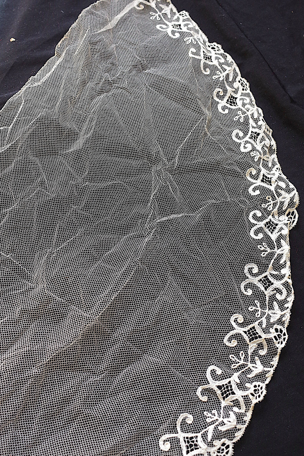 アンティークレース dentelle ancienne　２枚