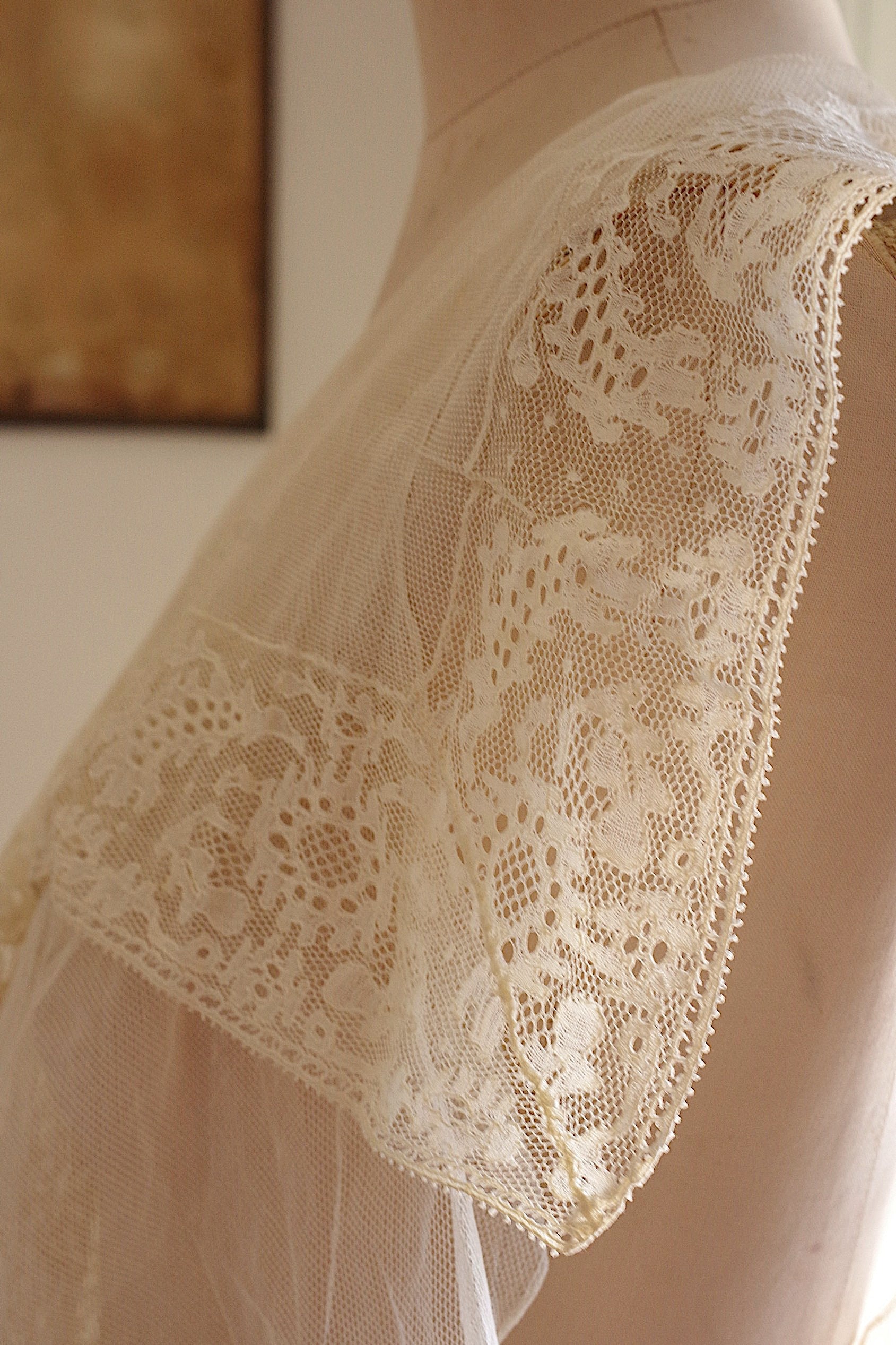 アンティークレース dentelle ancienne　レースプラストロン