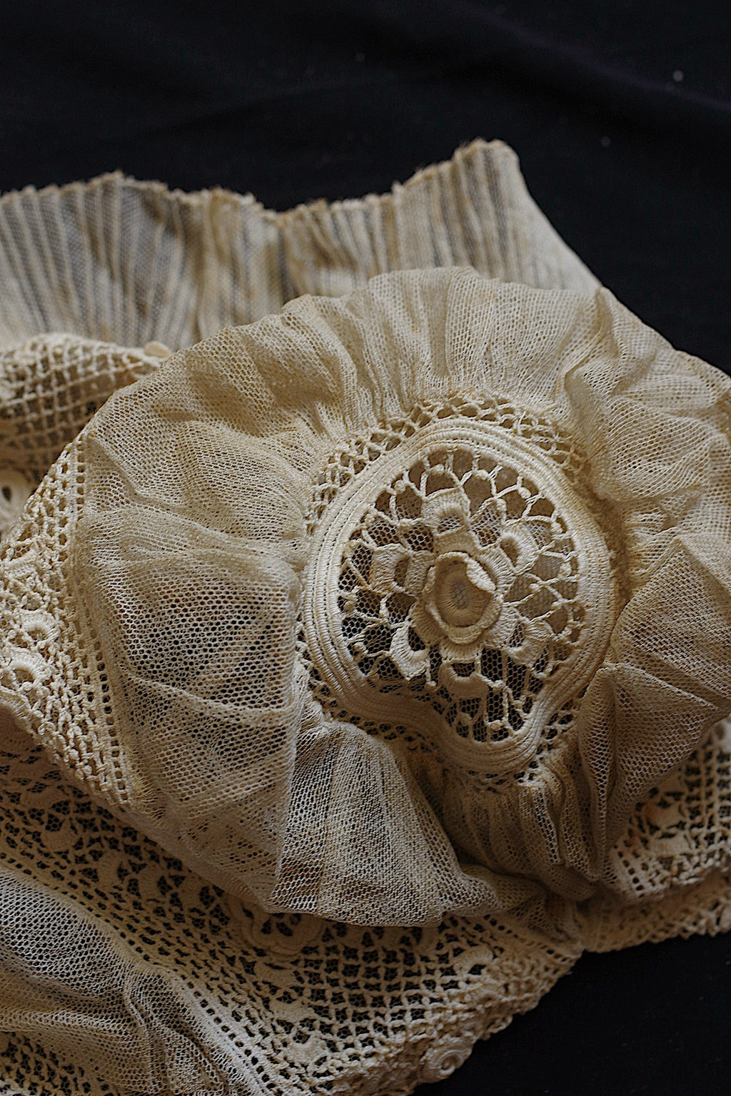 アンティークレース dentelle ancienne　bonnet 1