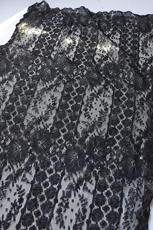 アンティークレース dentelle ancienne　シャンティイ　ショール