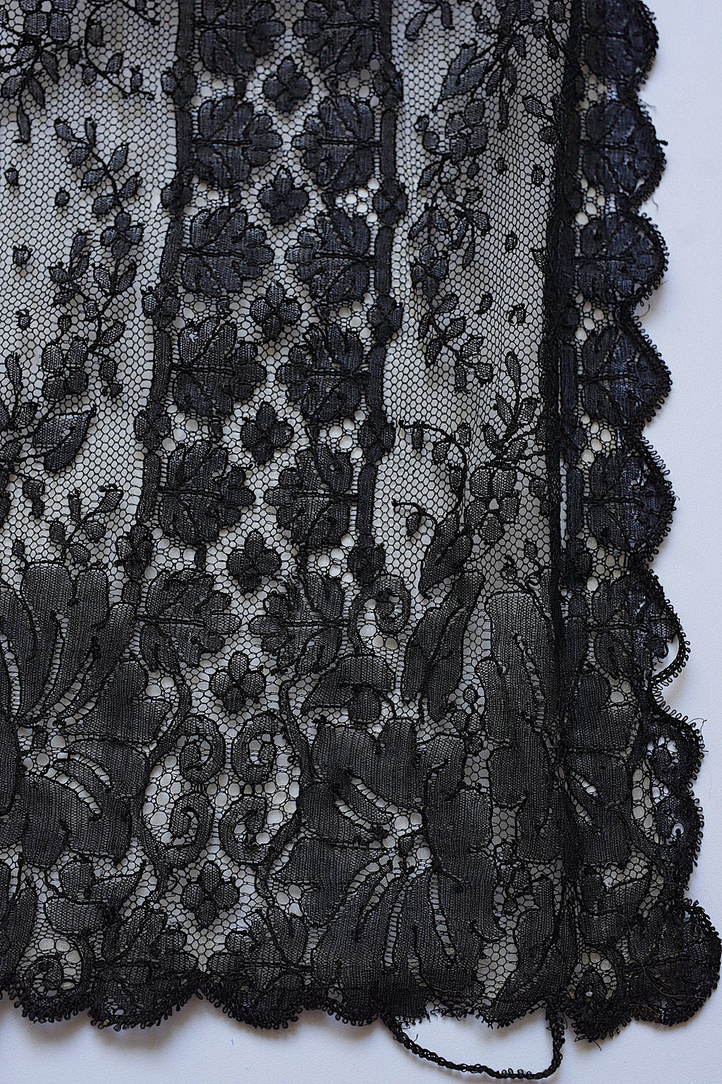 アンティークレース dentelle ancienne　シャンティイ　ショール