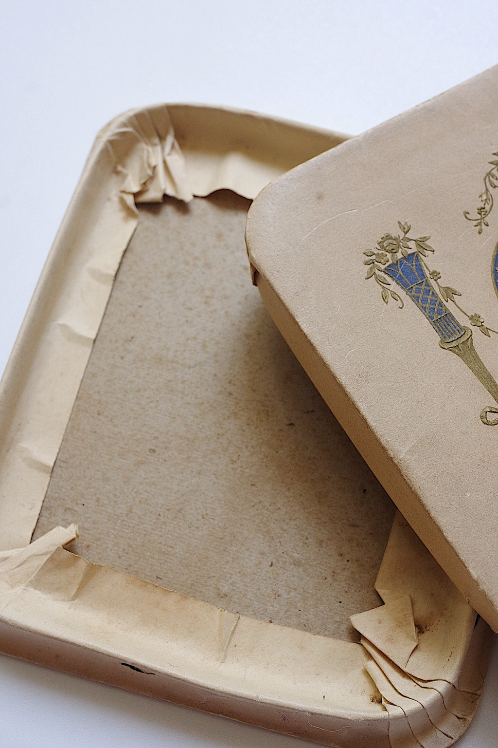 アンティーク箱　boite ancienne