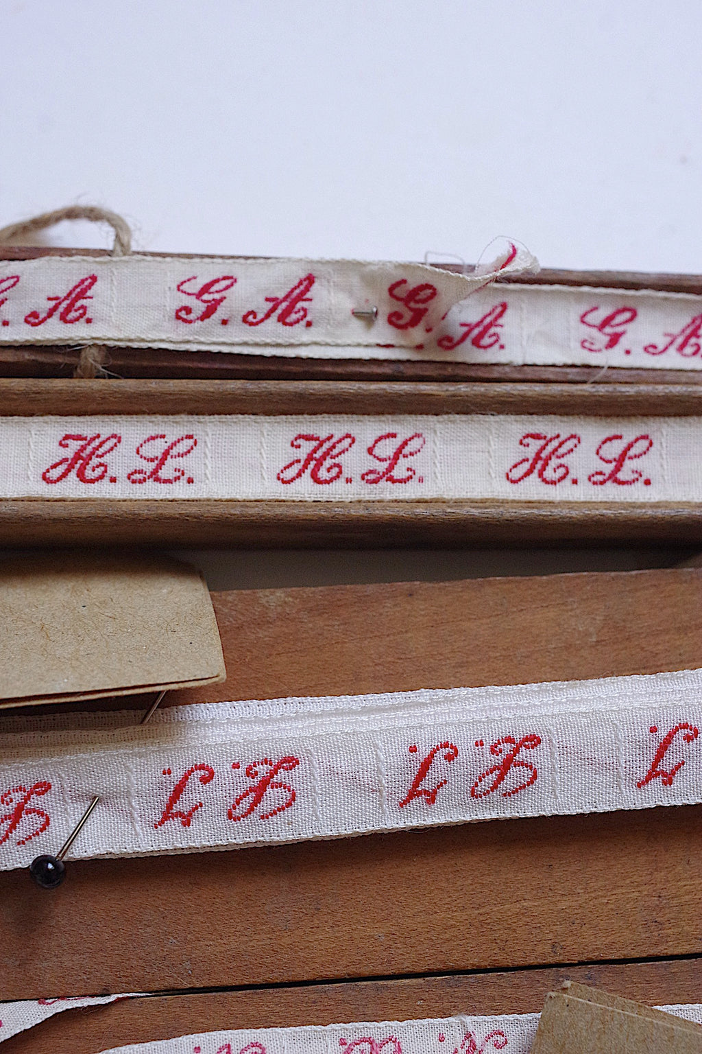 アンティークイニシャルテープ　Ruban adhésif monogramme ancien 3