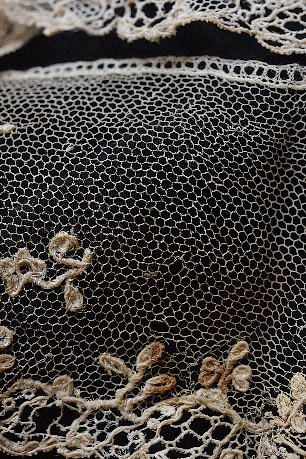 アンティークレース dentelle ancienne 素材用　lots1