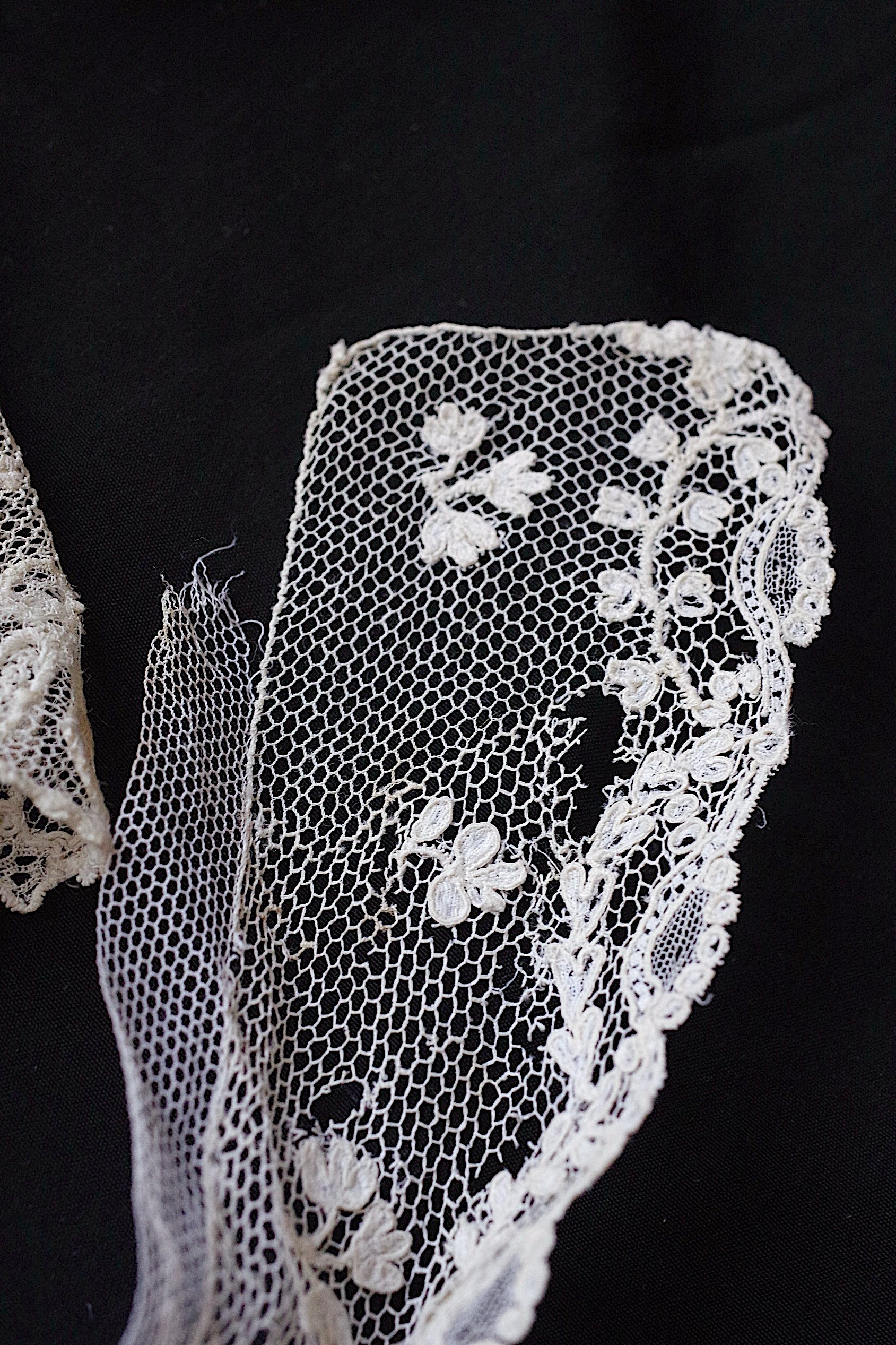 アンティークレース dentelle ancienne 素材用　lots1