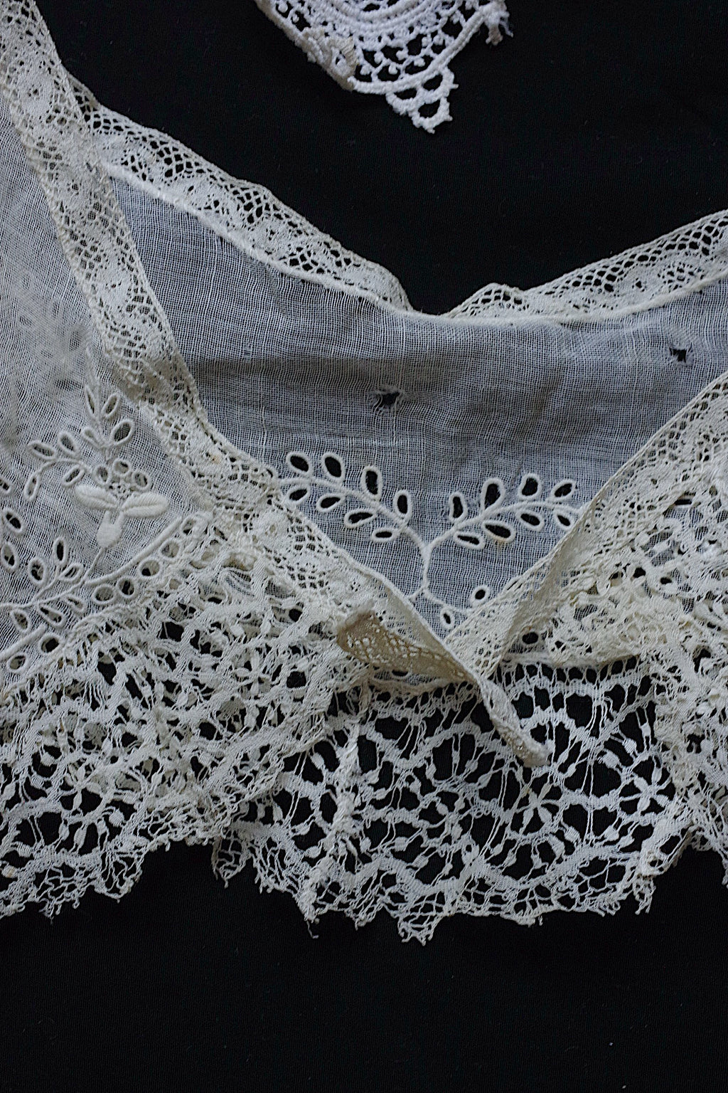 アンティークレース dentelle ancienne 小さな襟lots1