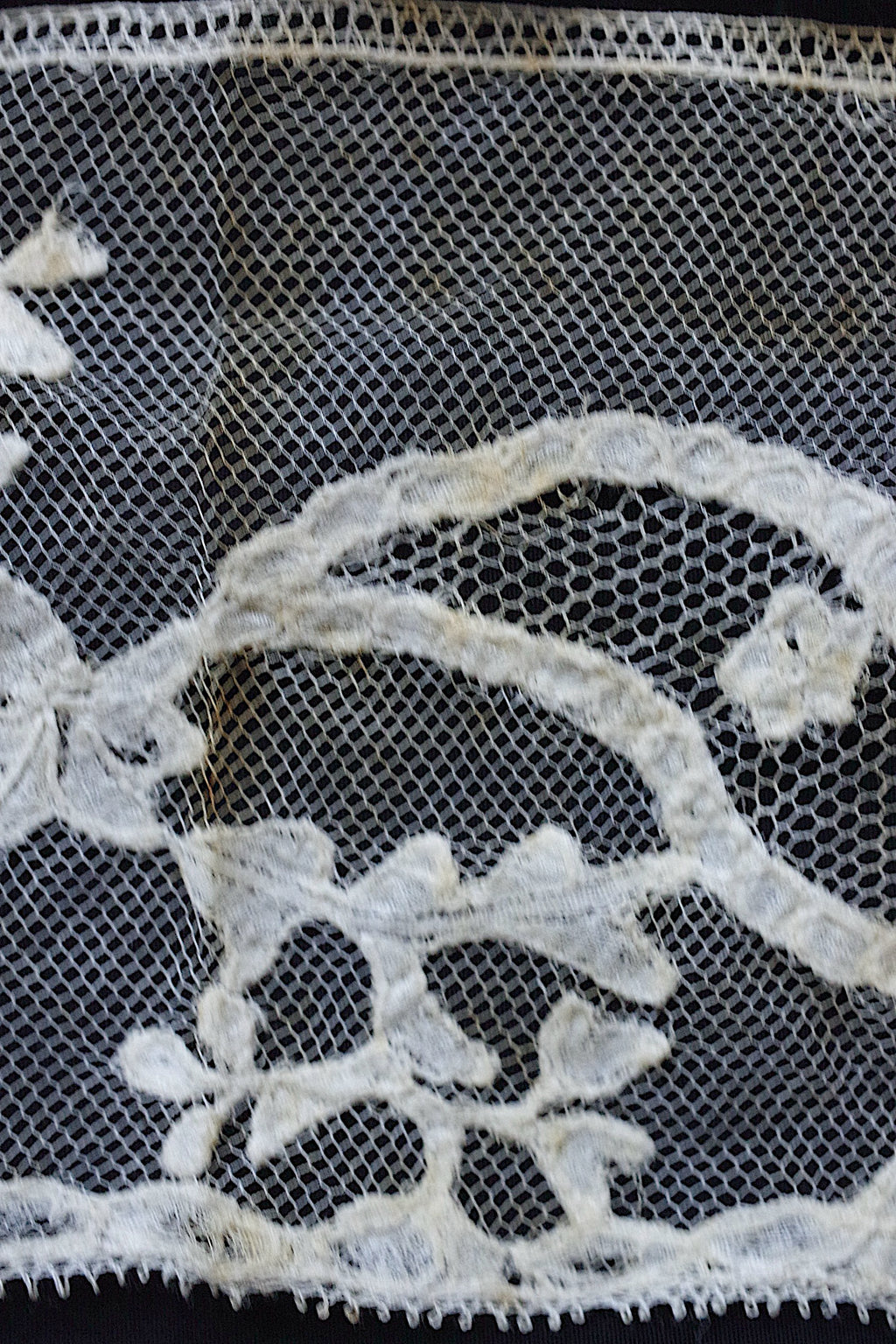 アンティークレース dentelle ancienne 素材用　ハギレlot1