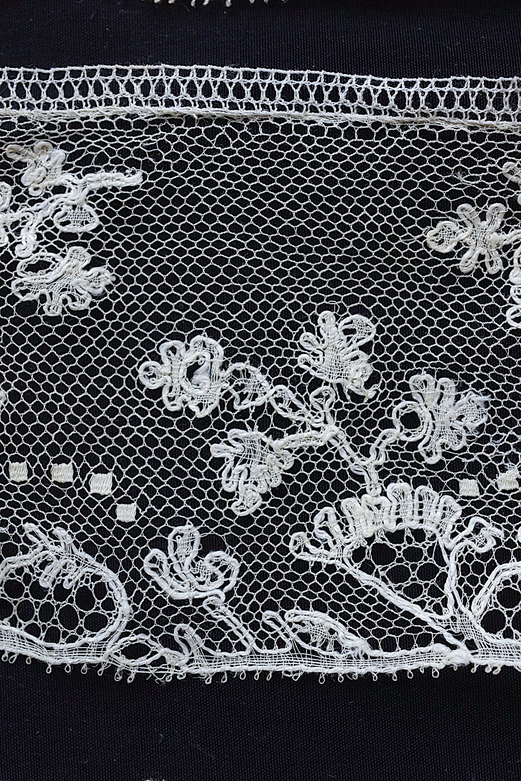 アンティークレース dentelle ancienne 素材用　ハギレlot1