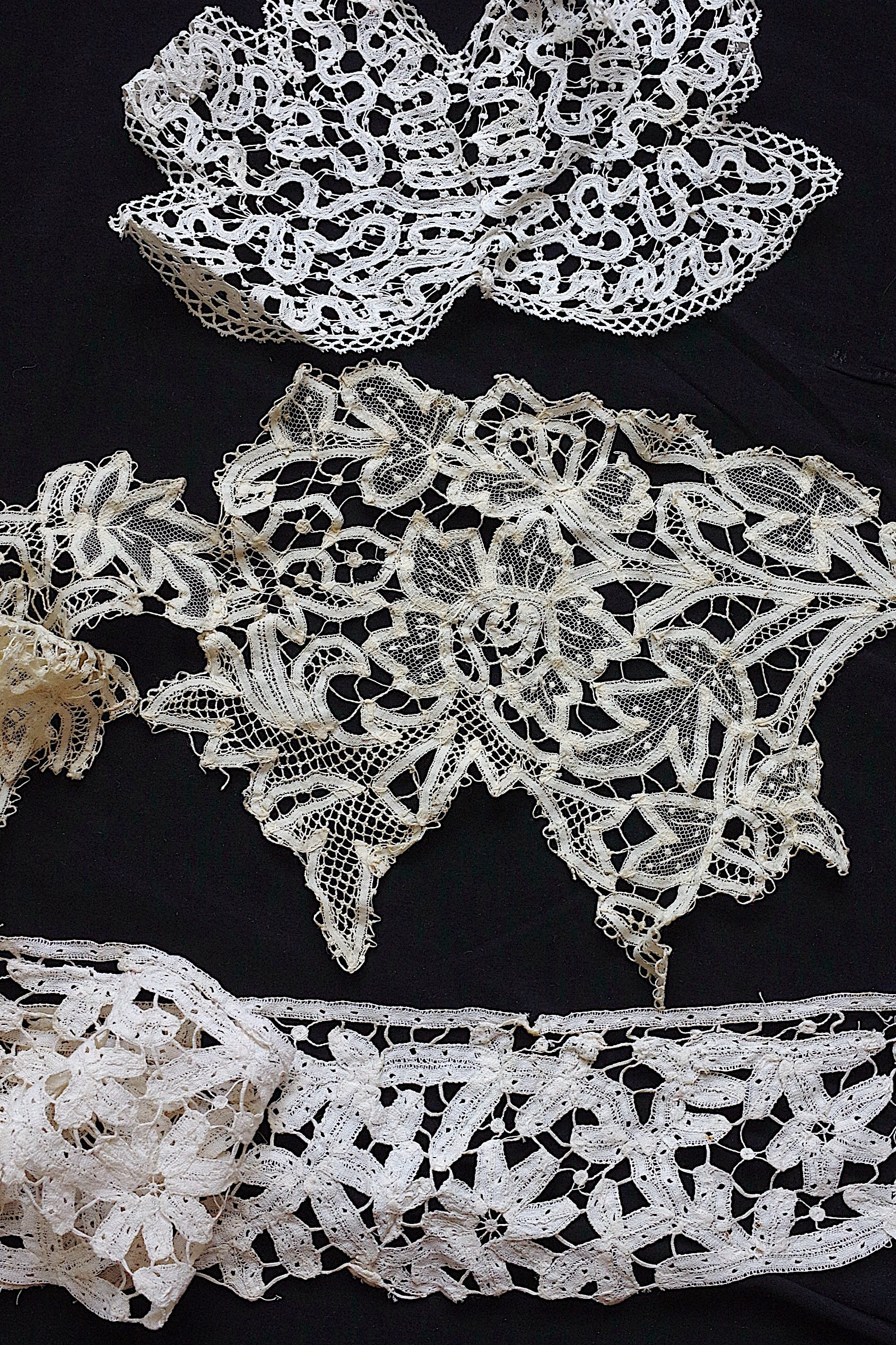 アンティークレース dentelle ancienne 素材用　ハギレlot2