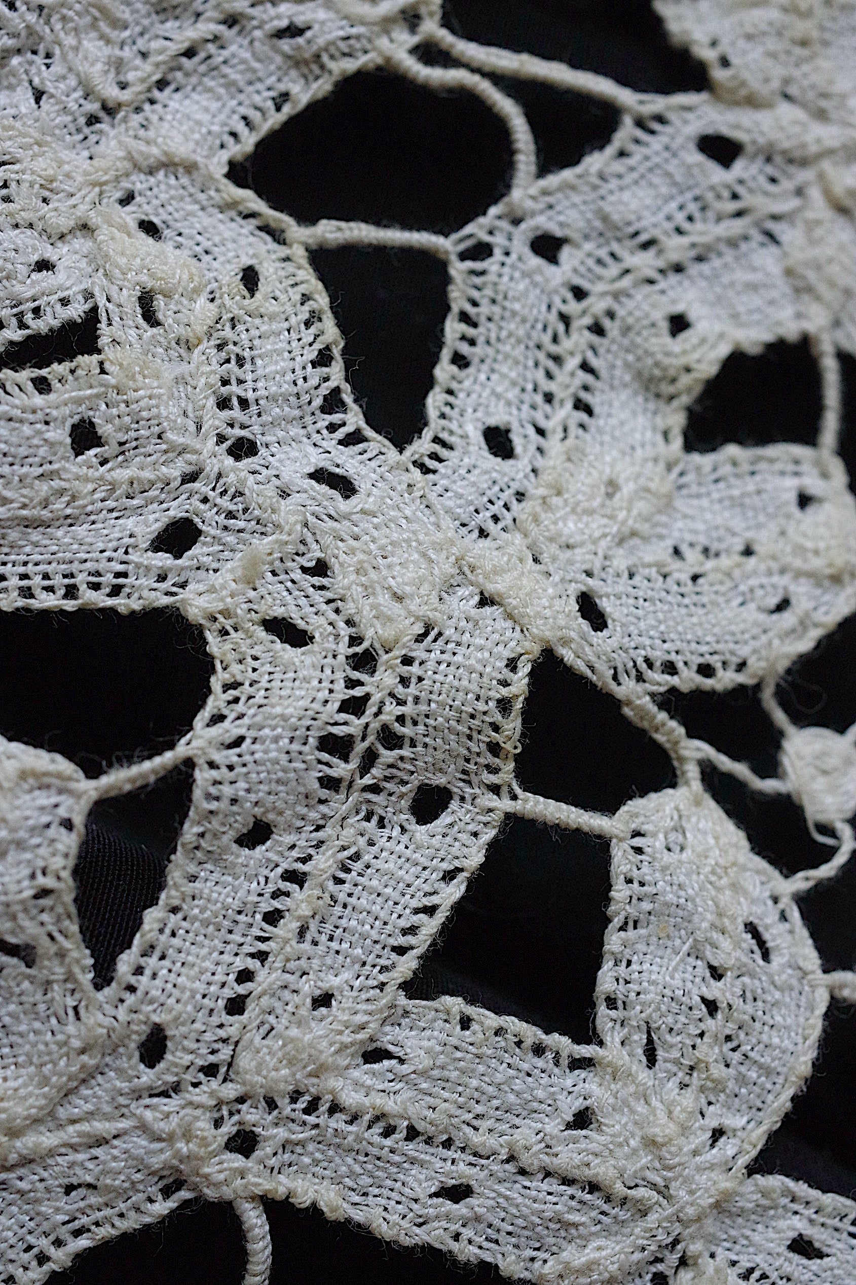 アンティークレース dentelle ancienne 素材用　ハギレlot2