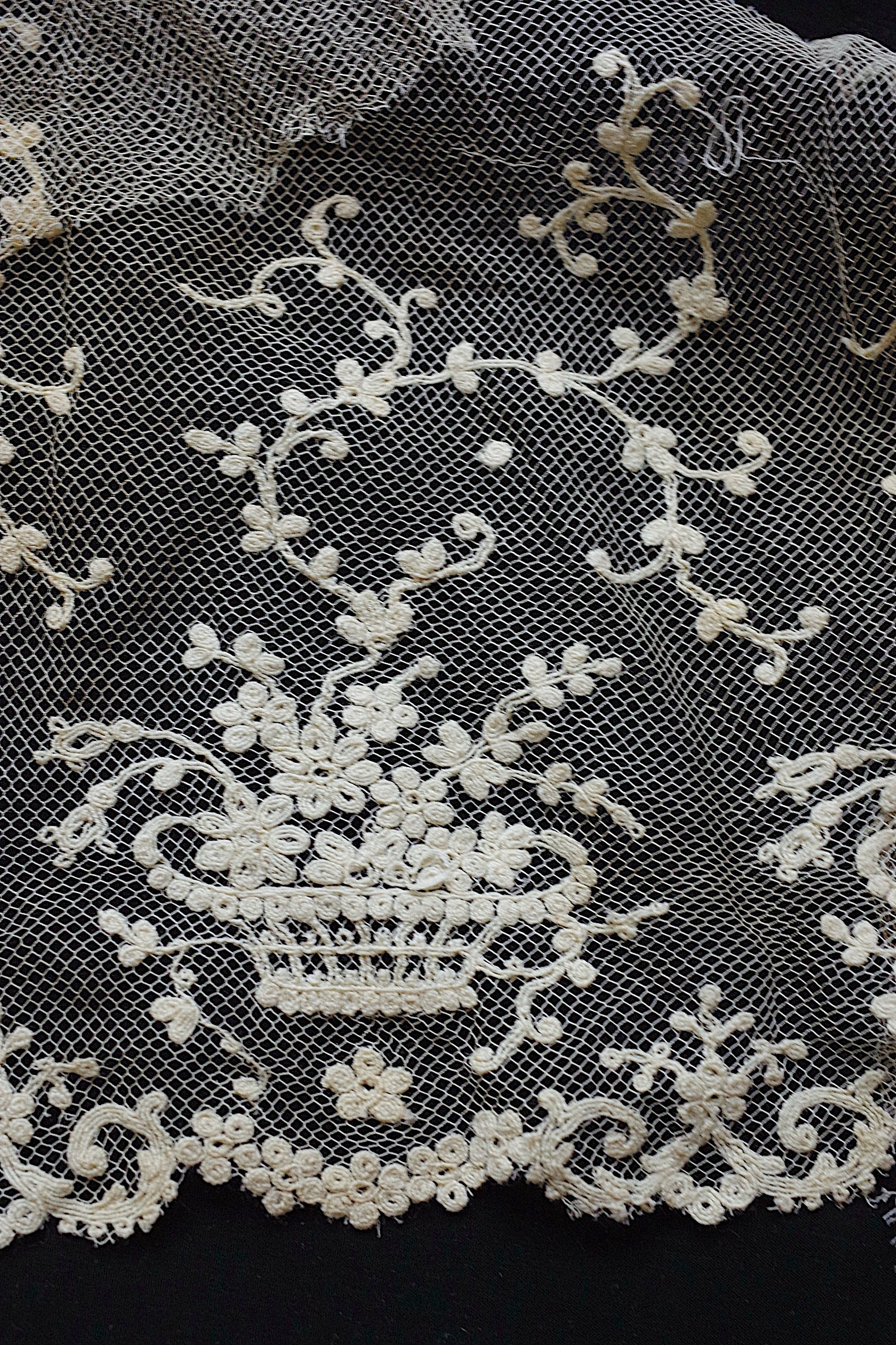 アンティークレース dentelle ancienne 素材用　ハギレlot3