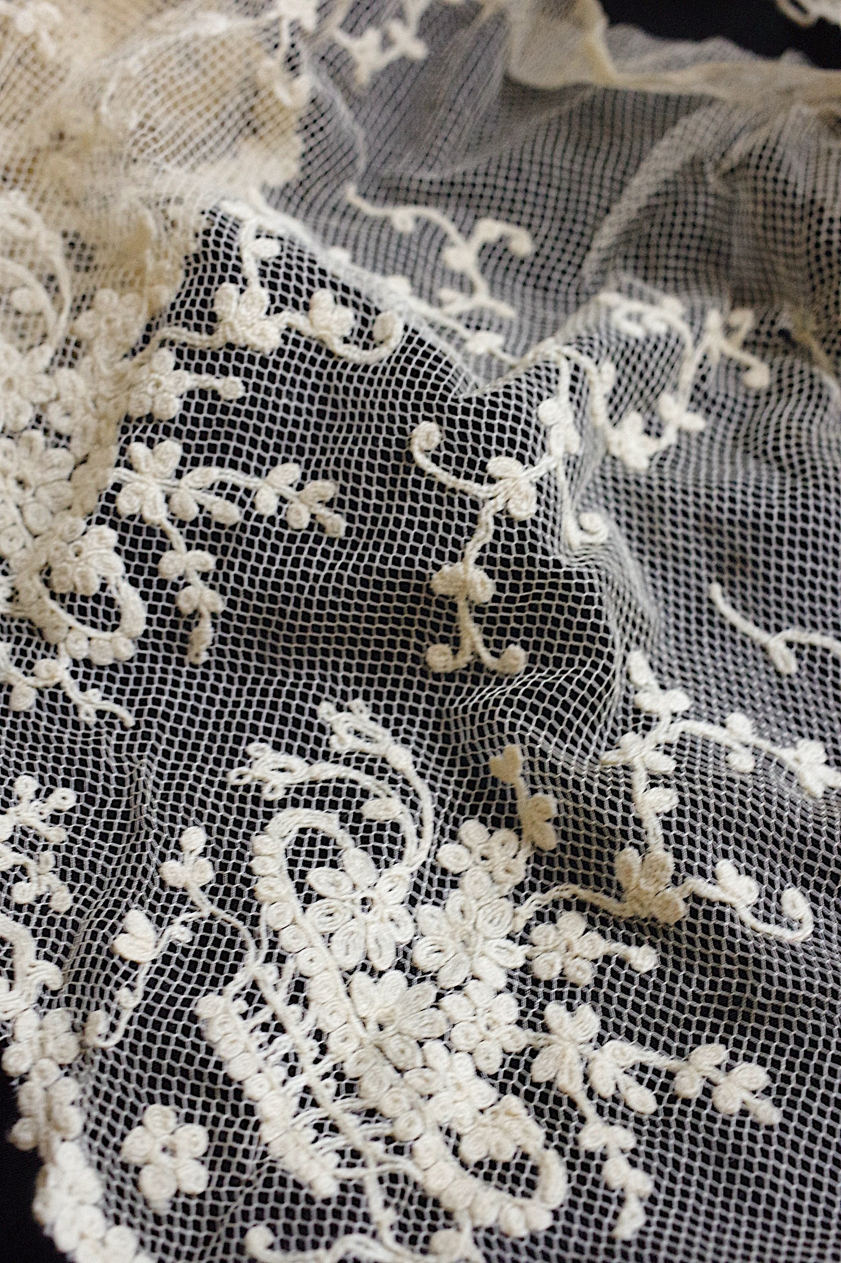 アンティークレース dentelle ancienne 素材用　ハギレlot3