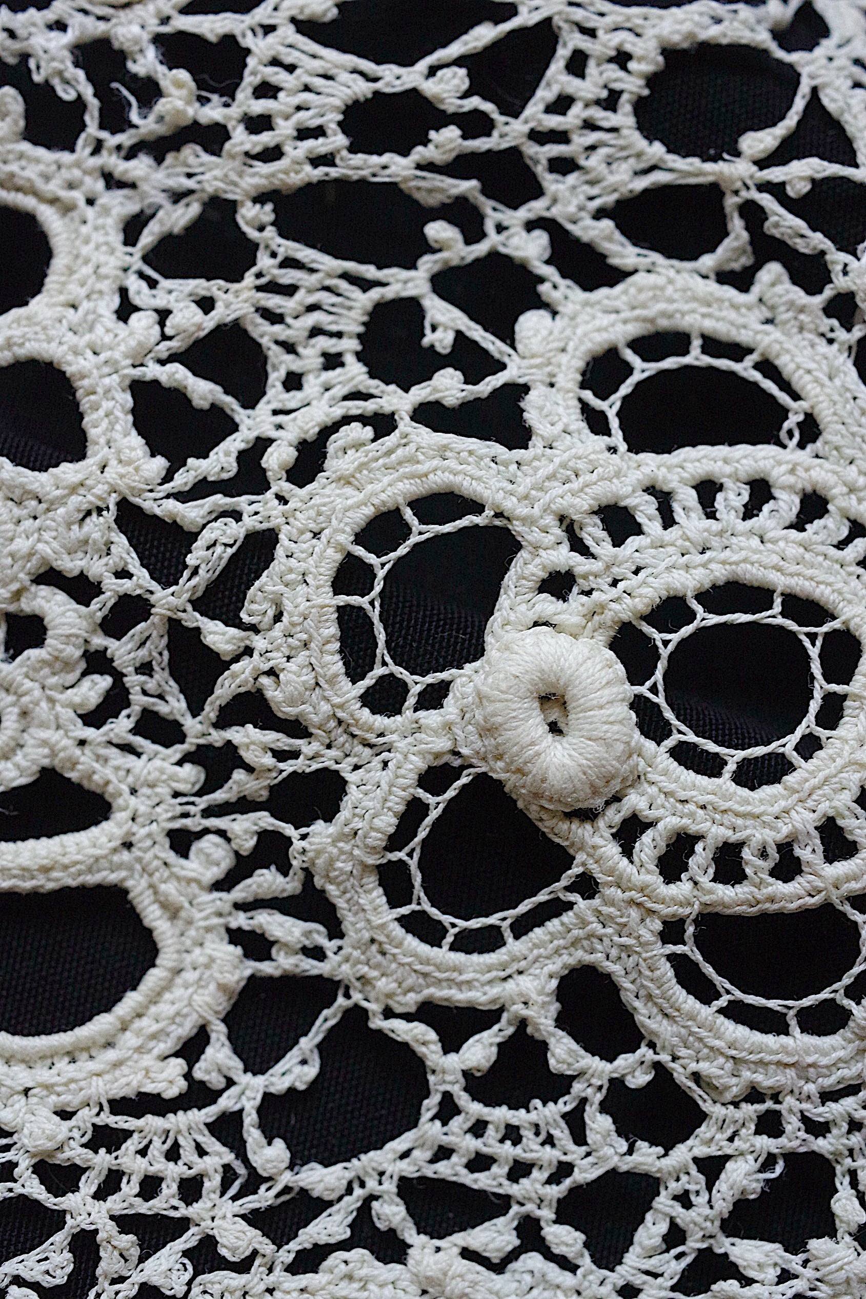 アンティークレース dentelle ancienne 素材用　ハギレlot4