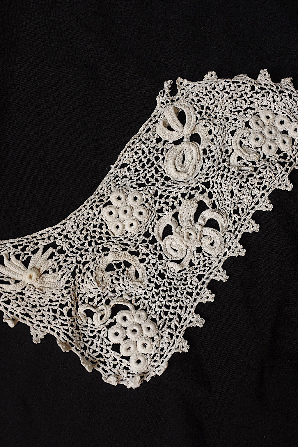 アンティークレース dentelle ancienne 小さな襟2つ