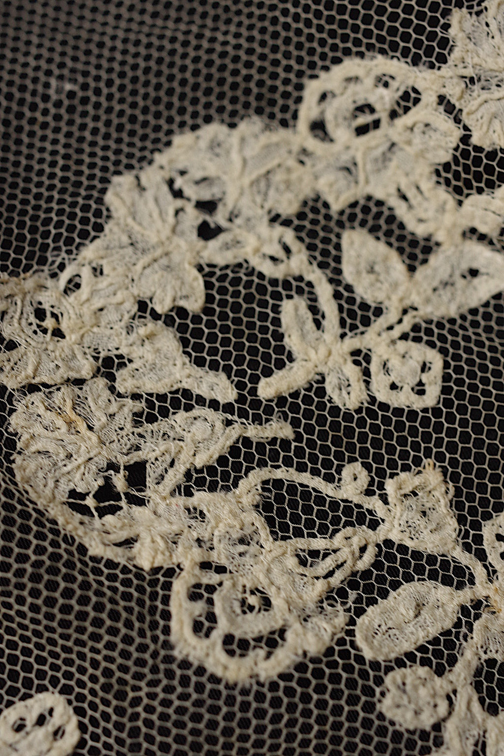 アンティークレース dentelle ancienne 小さなボネ