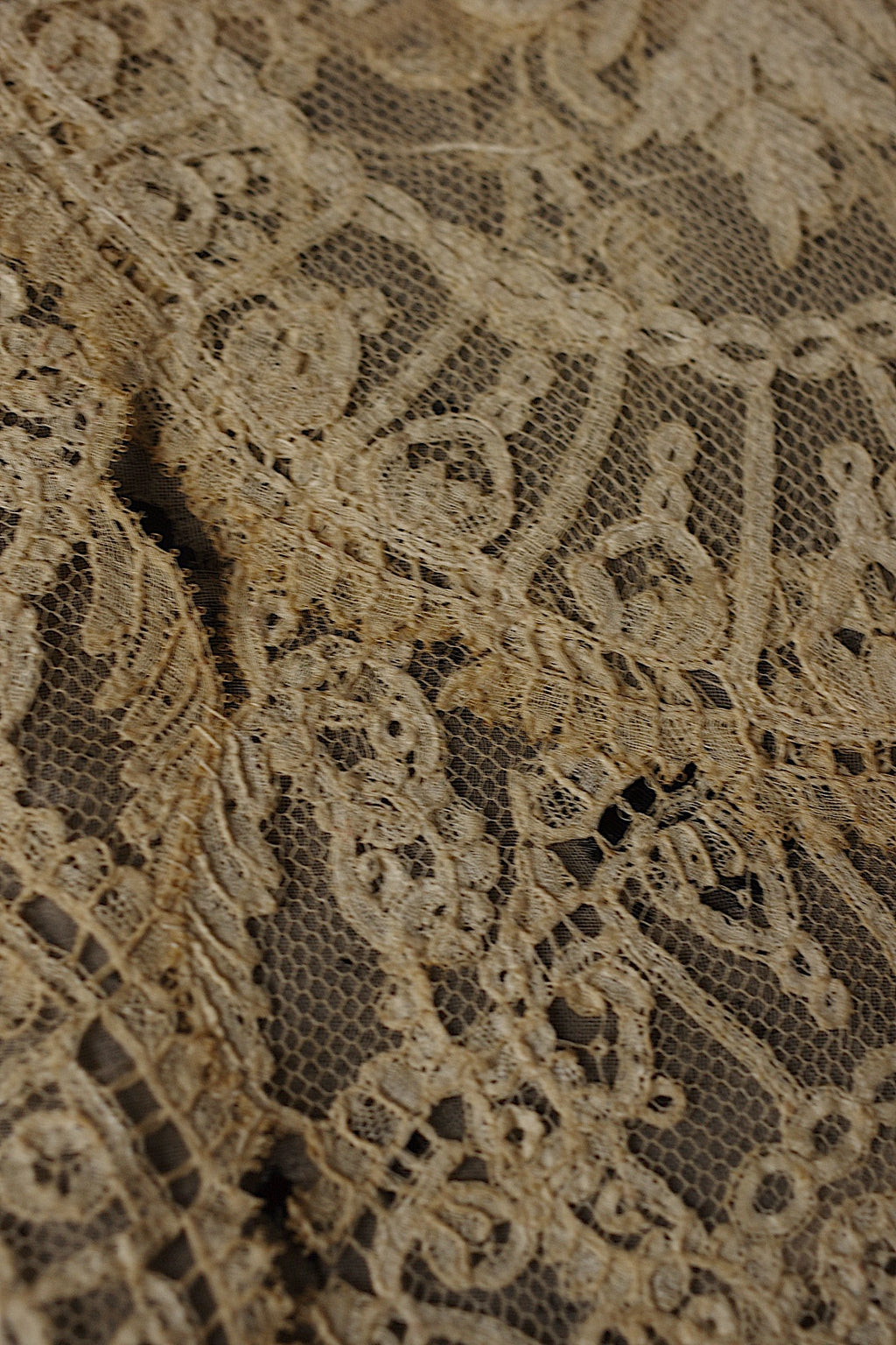 アンティークレース dentelle ancienne ハギレ　素材用