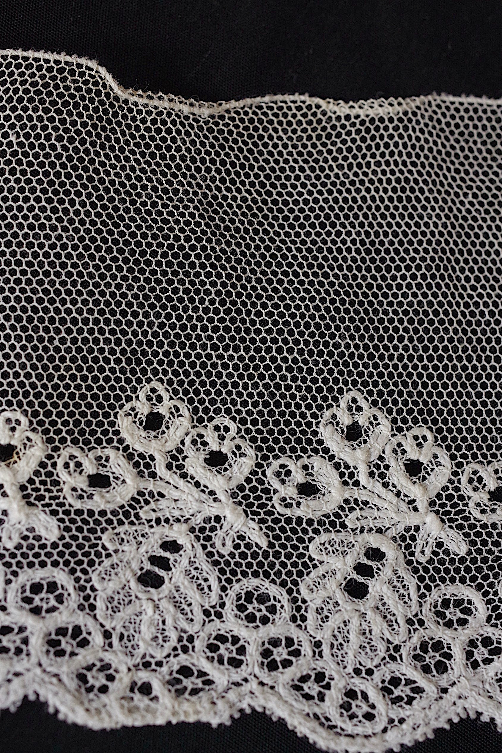 アンティークレース dentelle ancienne 220cm 109cm