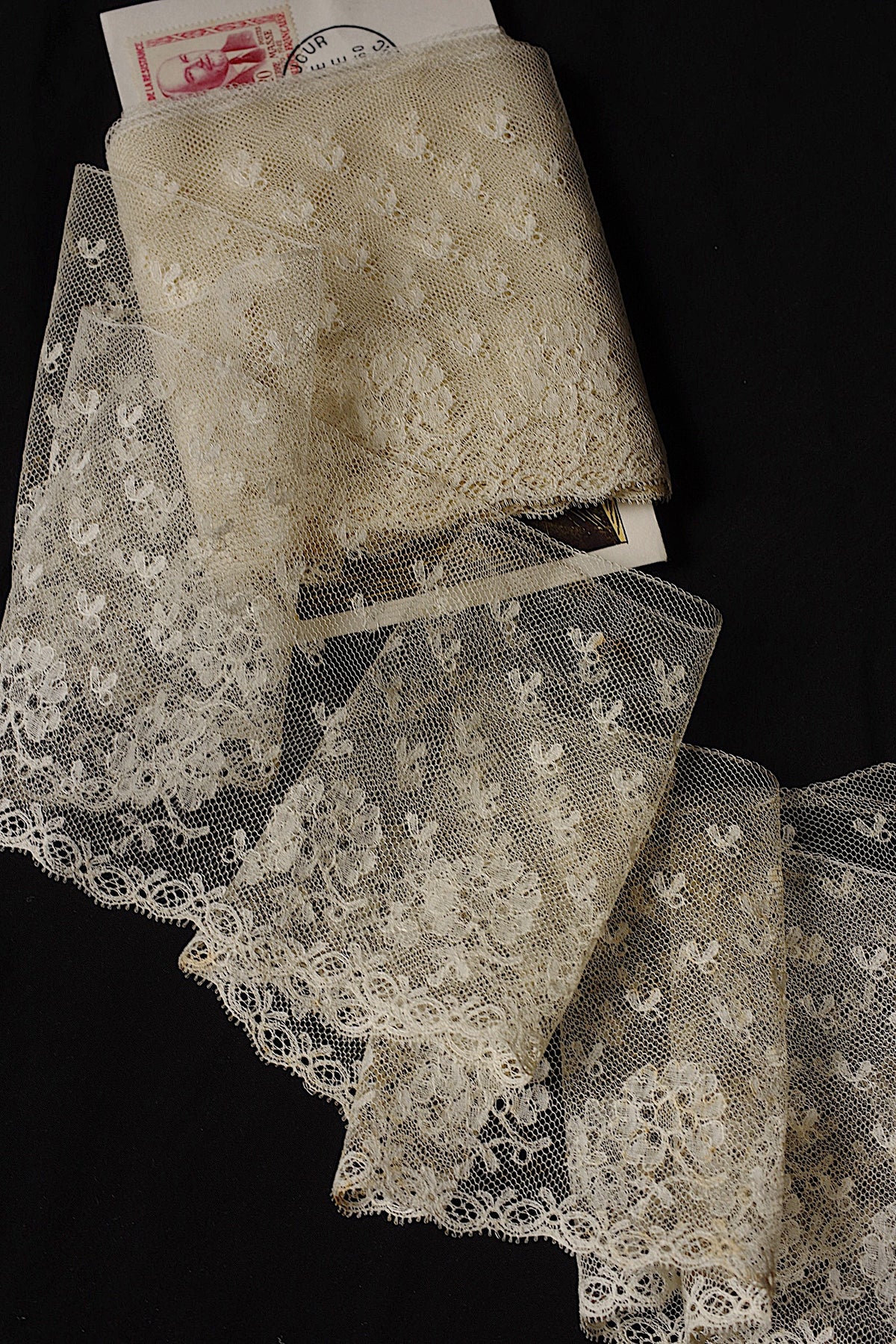 アンティークレース dentelle ancienne 580cm