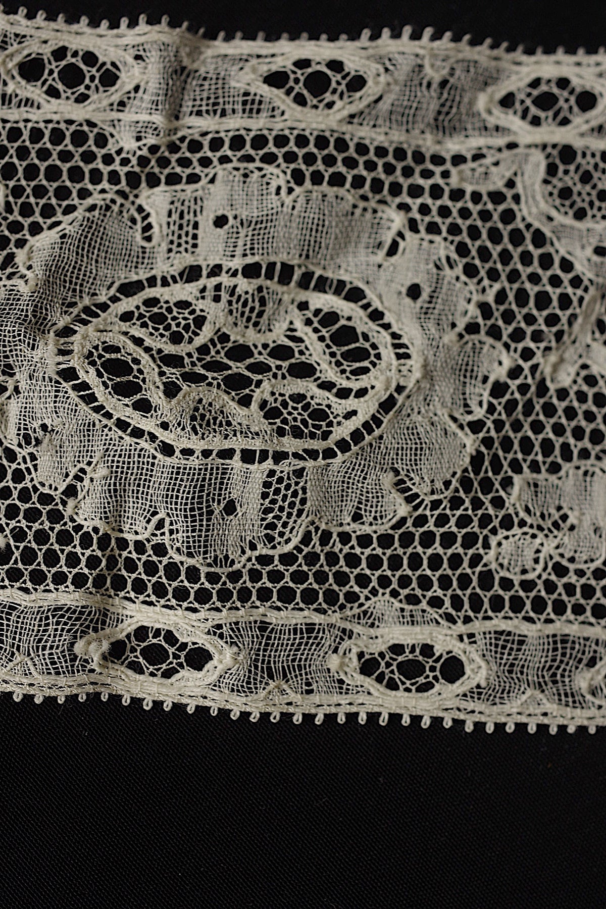 アンティークレース dentelle ancienne 343cm