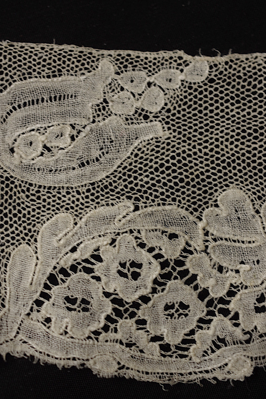 アンティークレース dentelle ancienne 2種