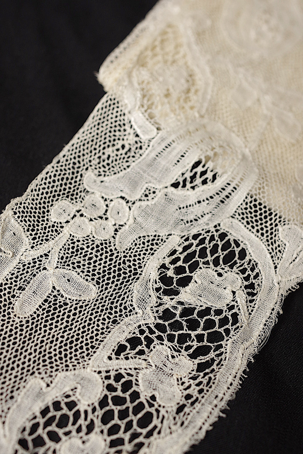 アンティークレース dentelle ancienne 2種