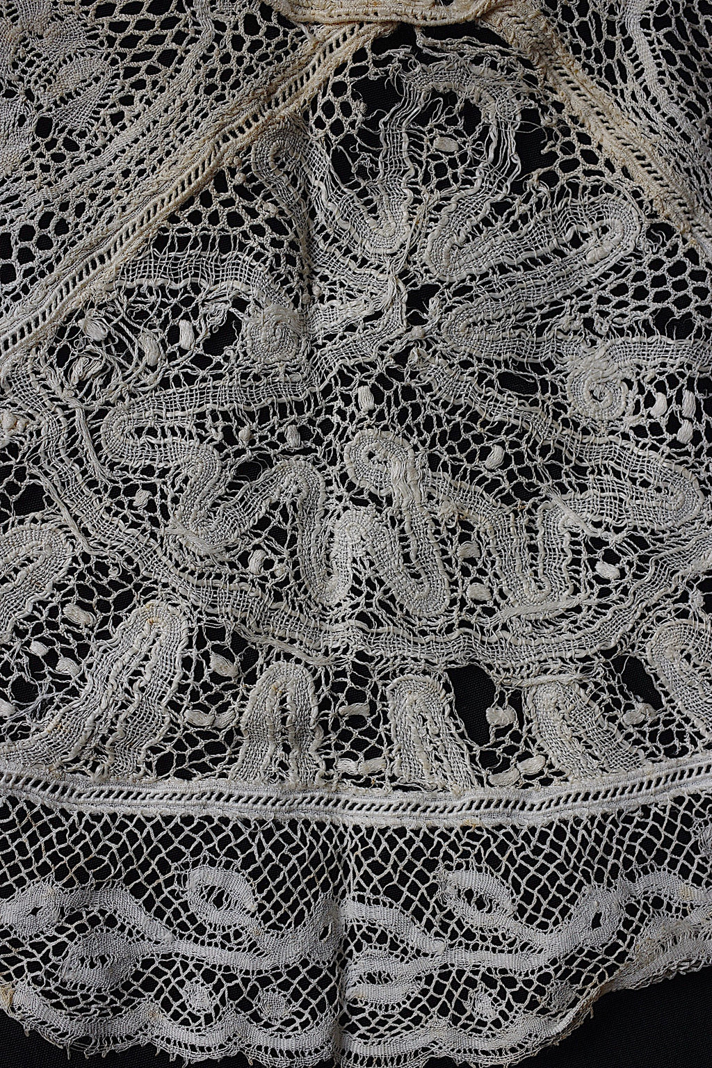 アンティークレース dentelle ancienne 襟2つ