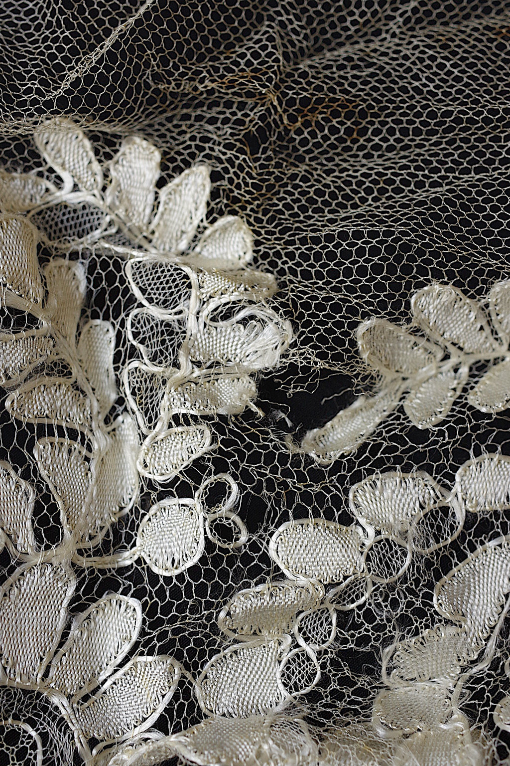 アンティークレース dentelle ancienne ブロンドレース　素材用