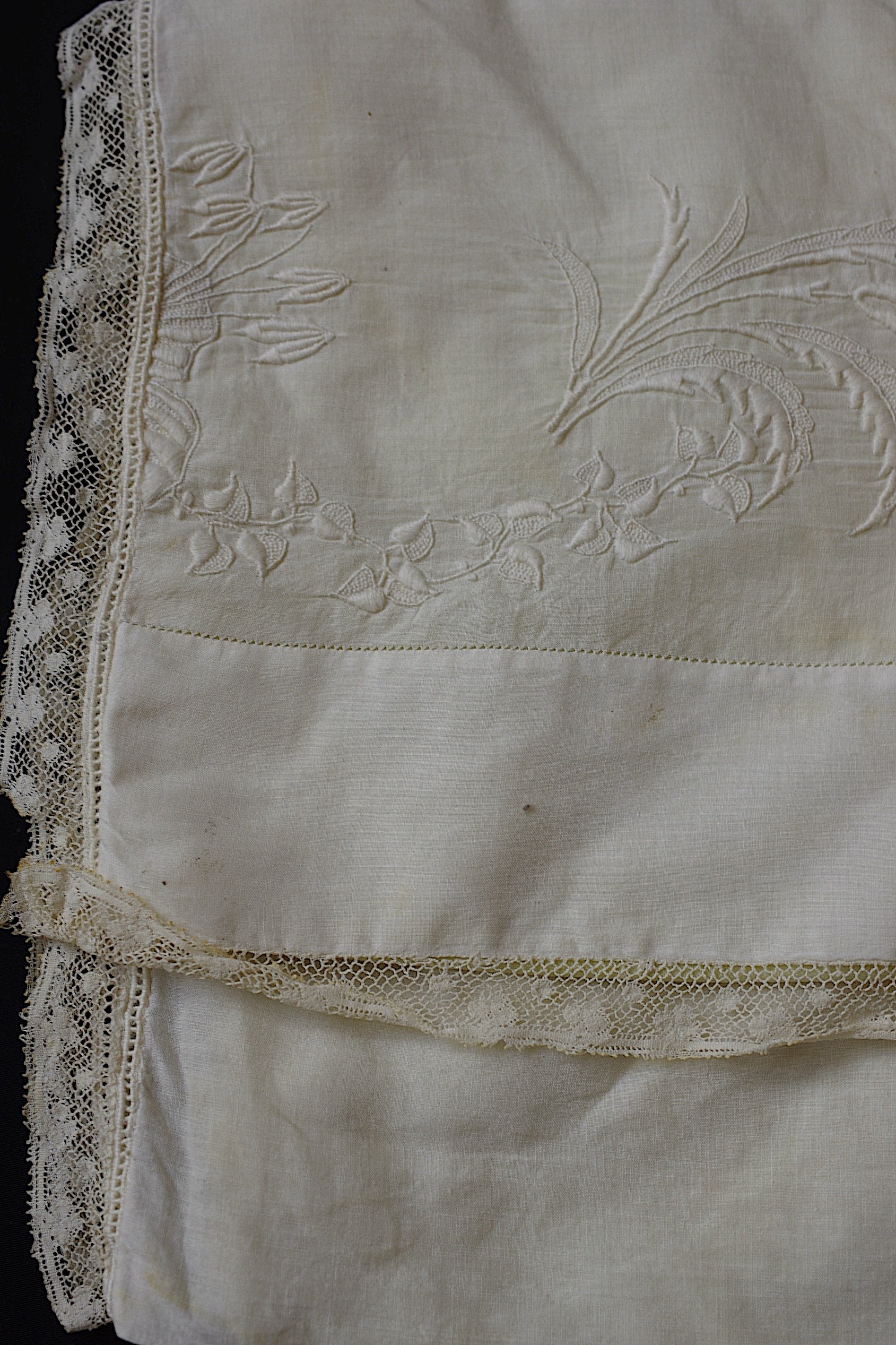 アンティークレース dentelle ancienne 刺繍　ポシェット