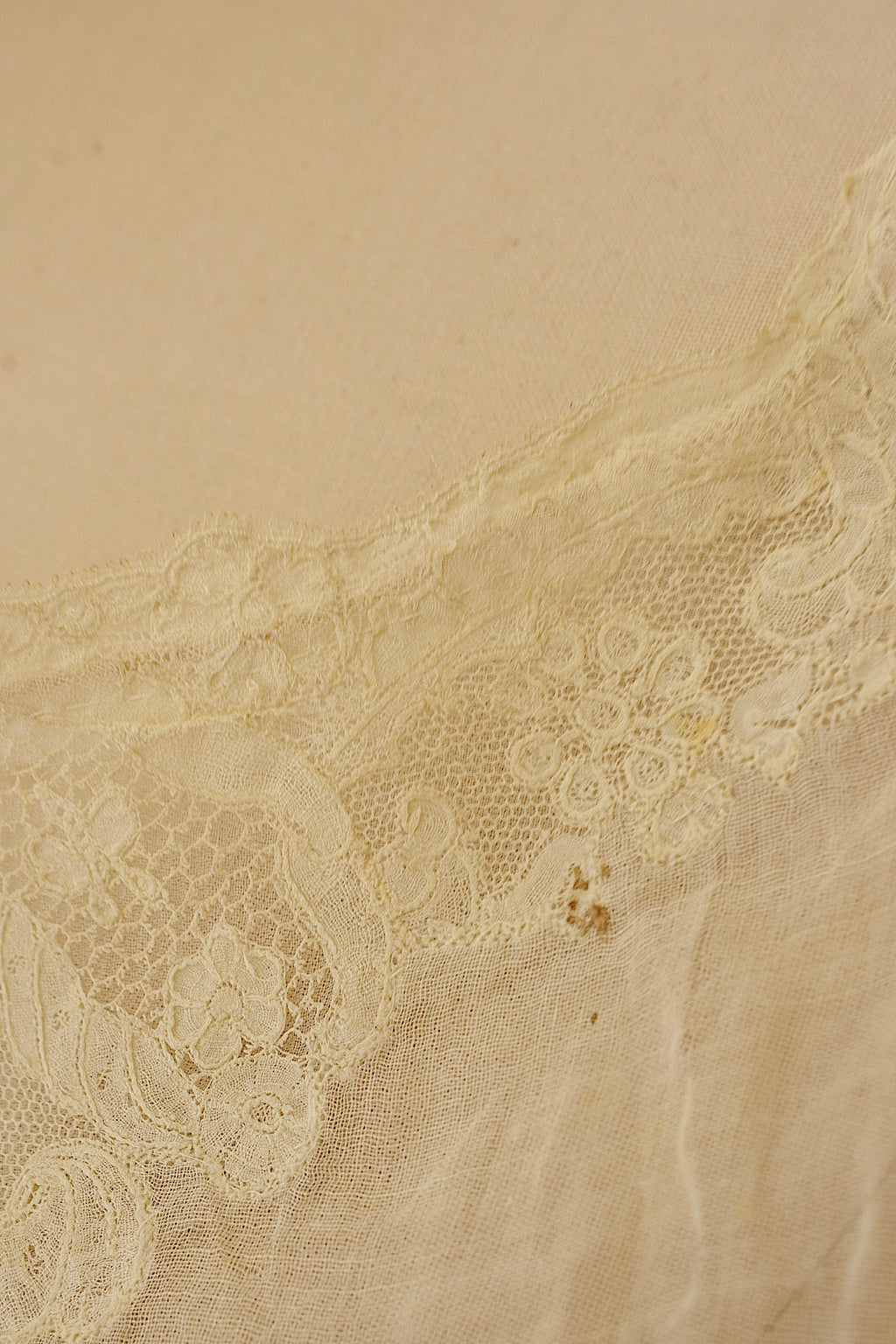 アンティークレース dentelle ancienne 刺繍　plastron