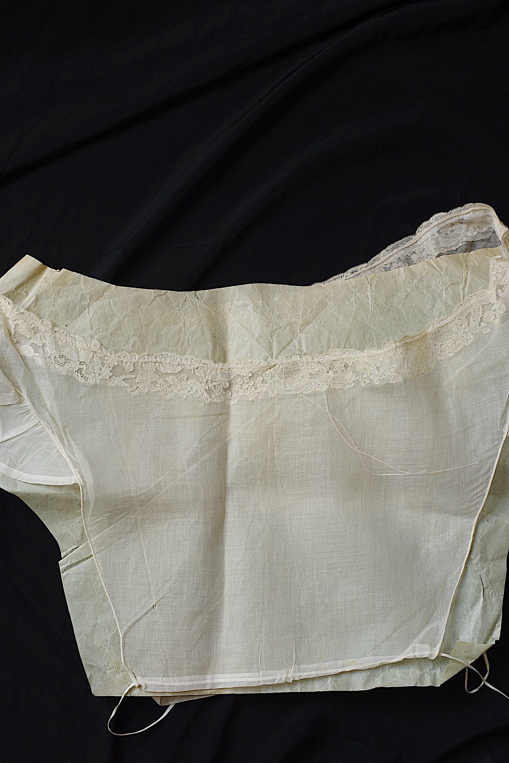 アンティークレース dentelle ancienne 刺繍　plastron