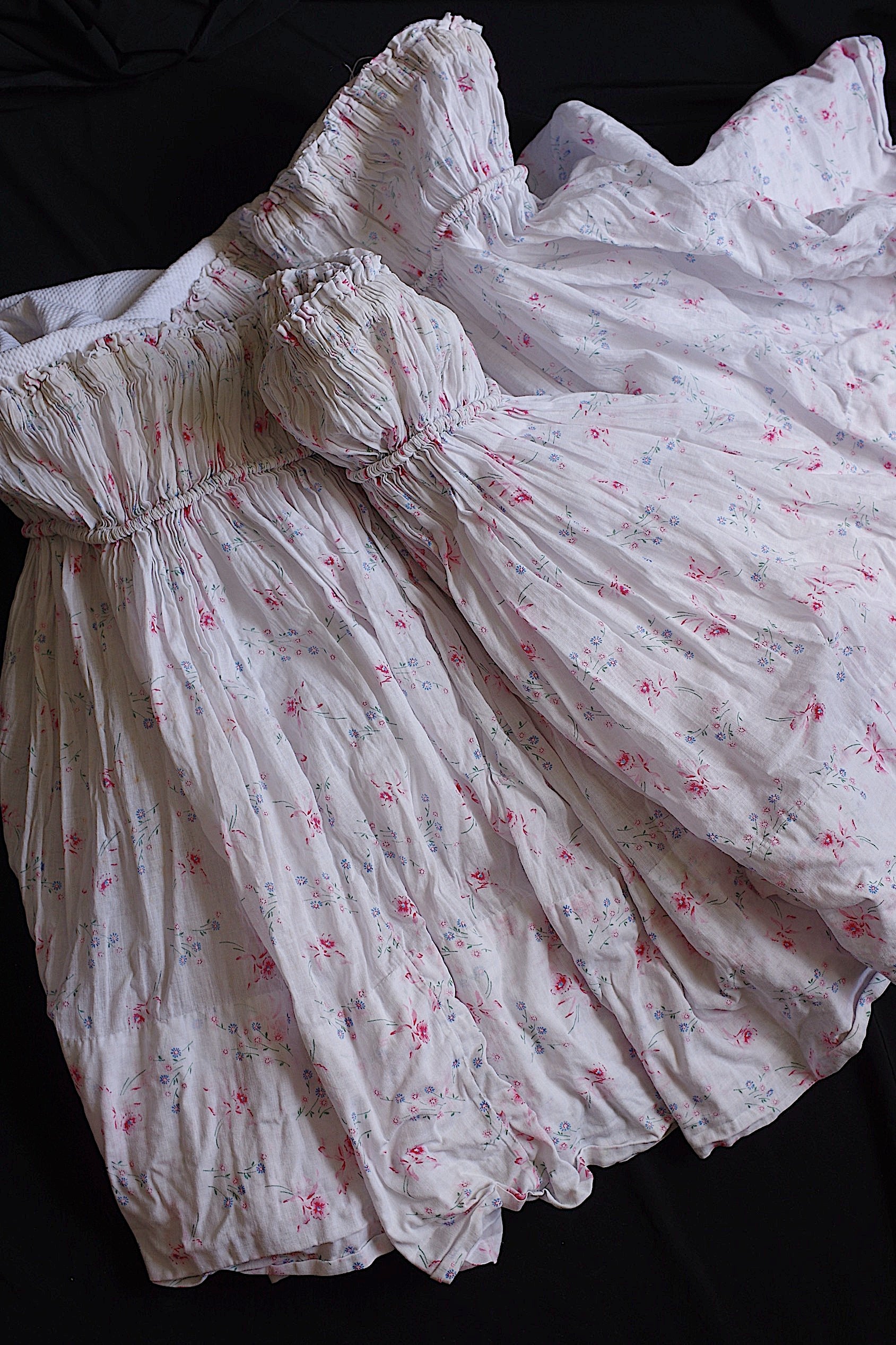 Antique fabric antique tissu floral pattern