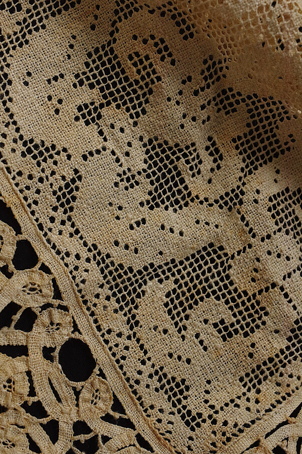 アンティークレースクロス　antique linge de maison