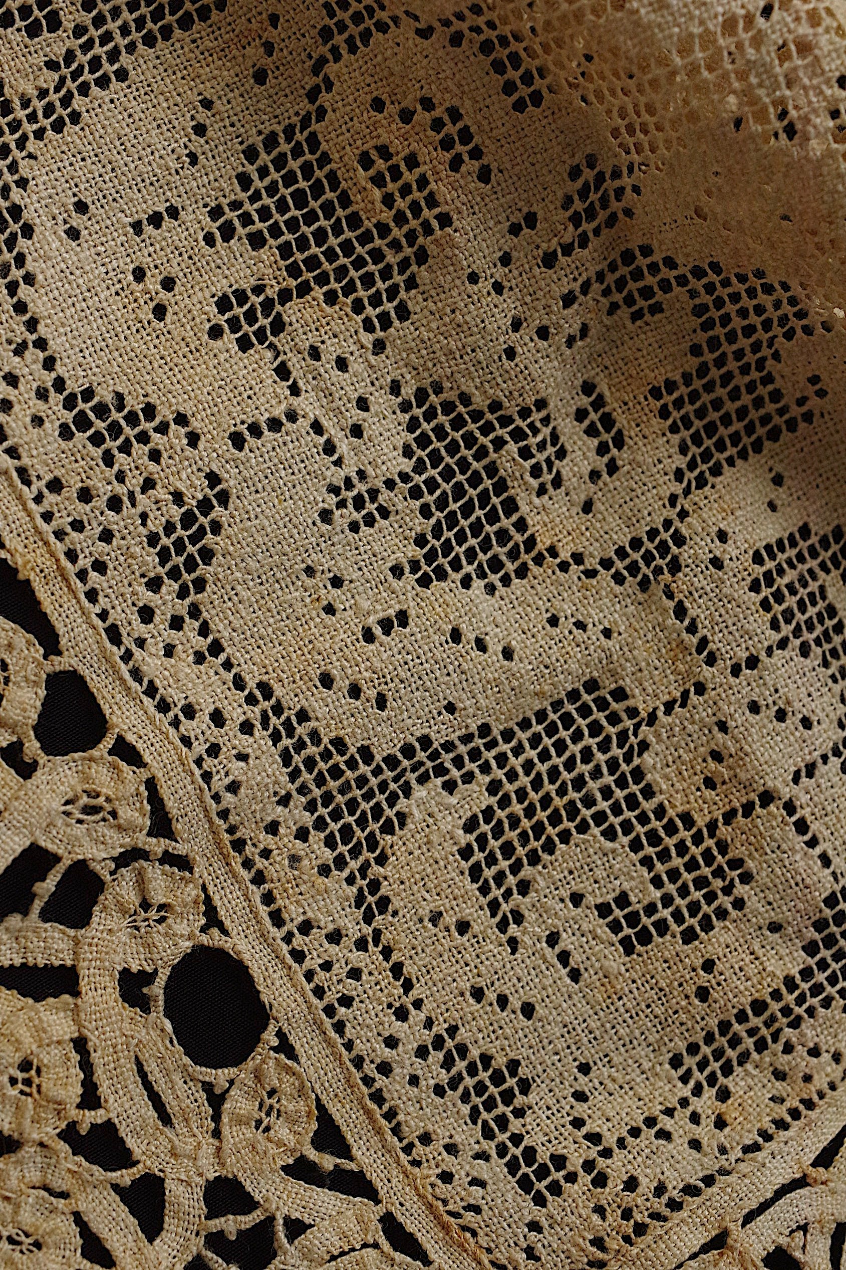 アンティークレースクロス　antique linge de maison