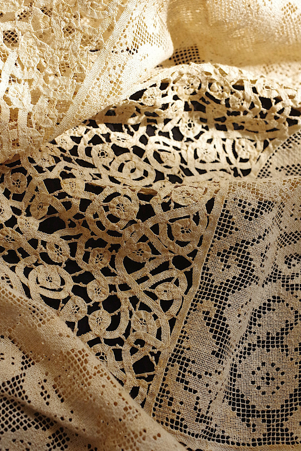アンティークレースクロス　antique linge de maison