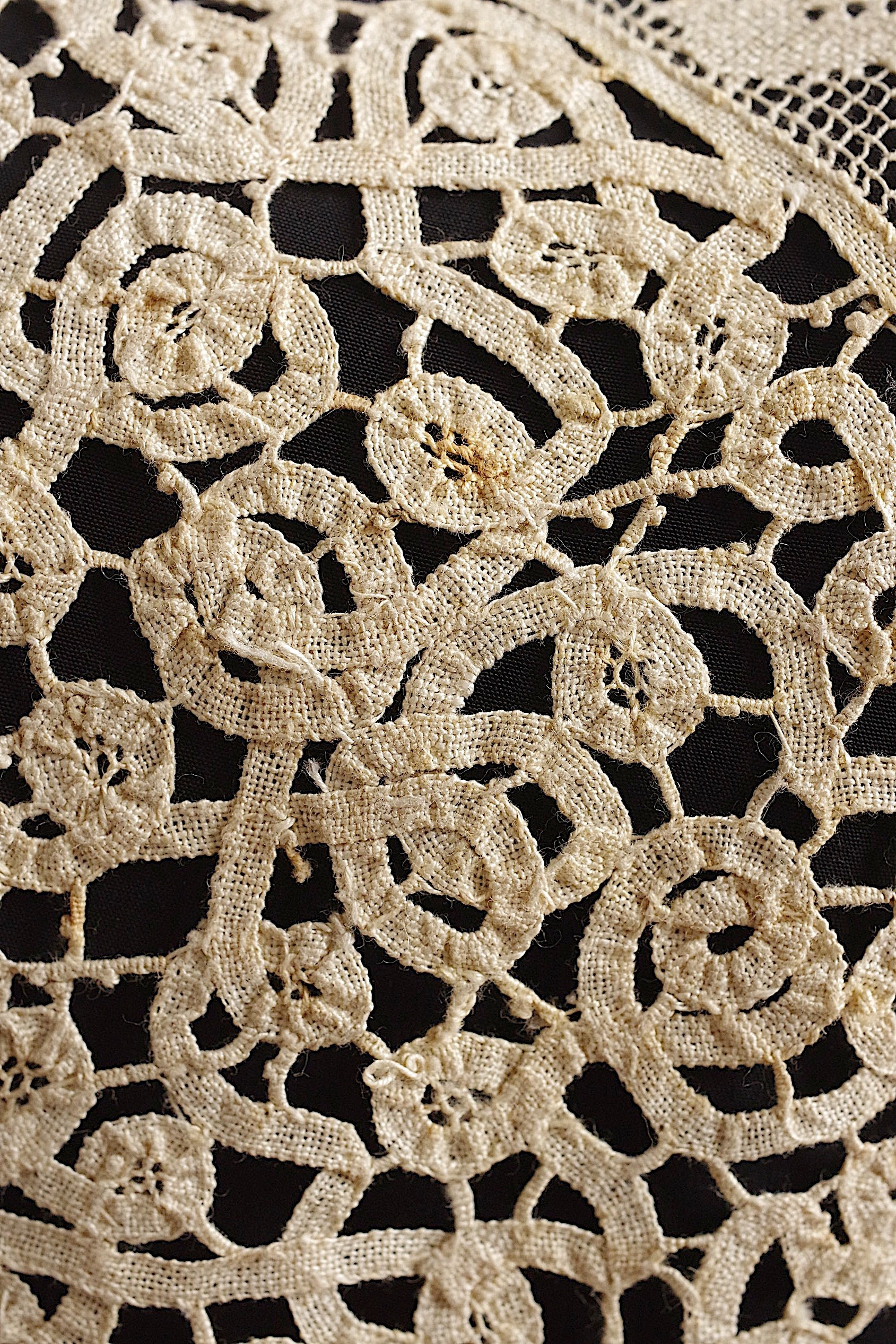 アンティークレースクロス　antique linge de maison