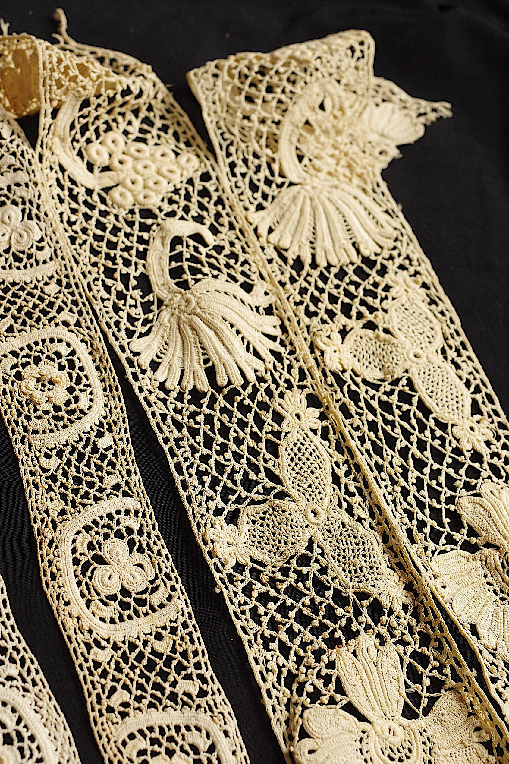 アンティークレース antique lace la dentelle - .FR a l'epoque