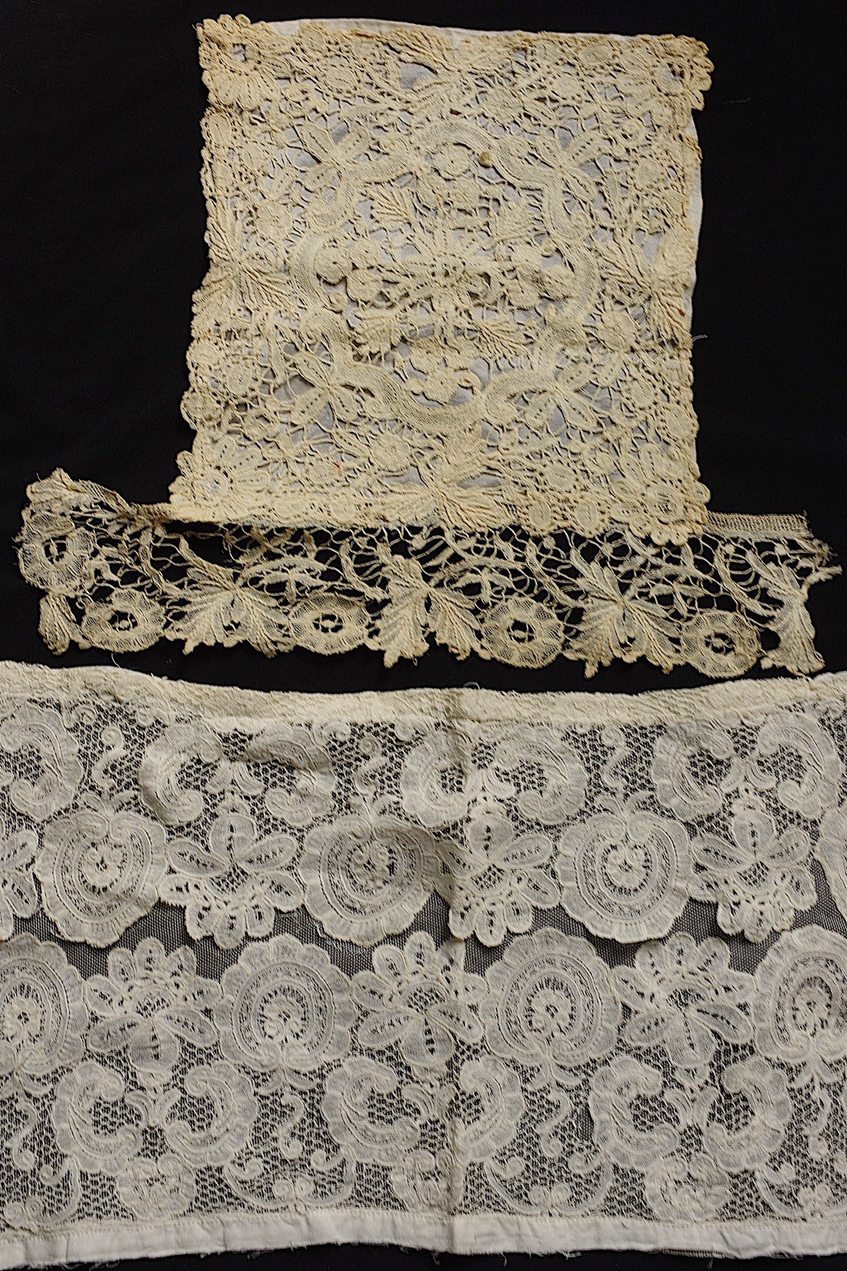 アンティークレース dentelle ancienne パーツ2つ