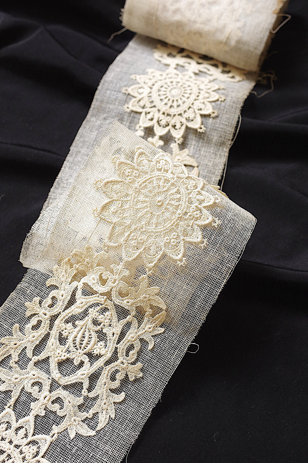 アンティークレース dentelle ancienne モチーフシート 266cm 2