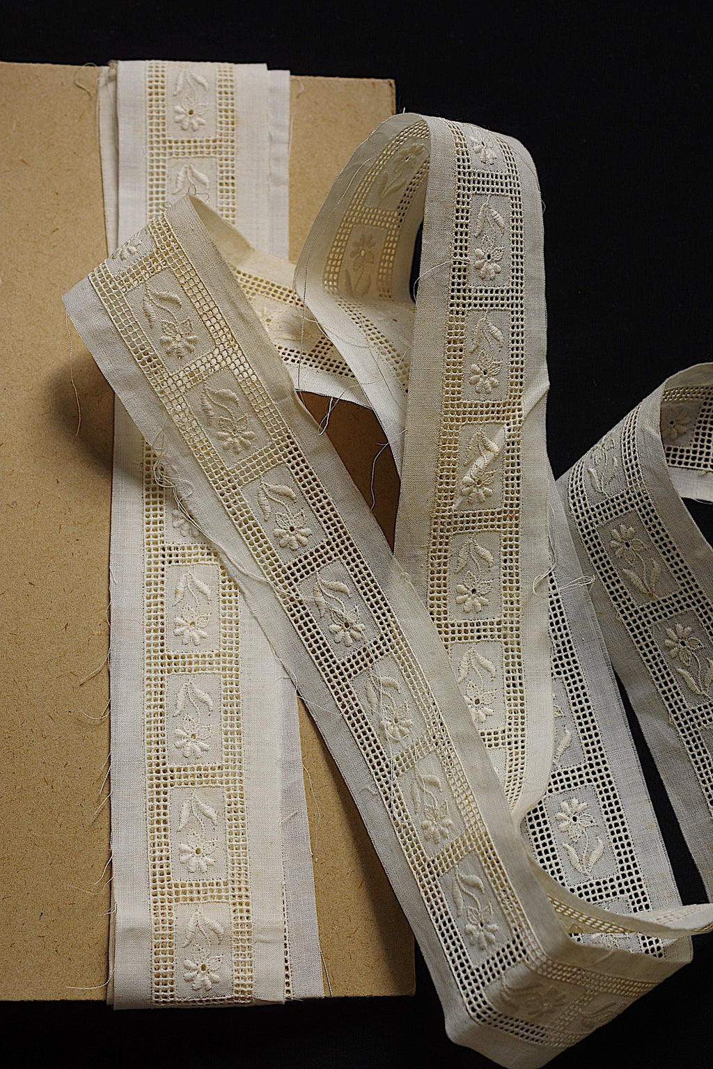 アンティークレース dentelle ancienne 裾装飾テープ 290cm