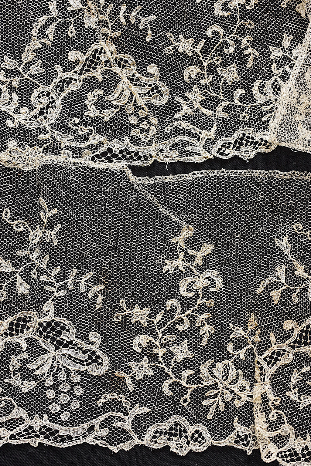 アンティークレース dentelle ancienne アプリカッションブリュクセル ハギレ 3
