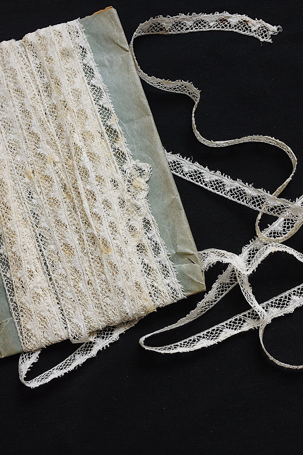 アンティークレース dentelle ancienne 315cm+640cm