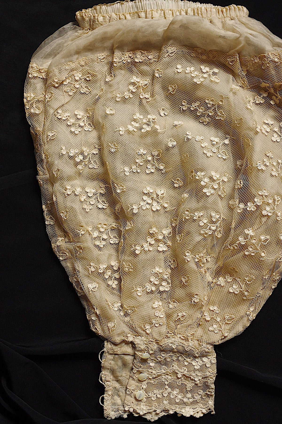 アンティークレース dentelle ancienne 袖４枚 2