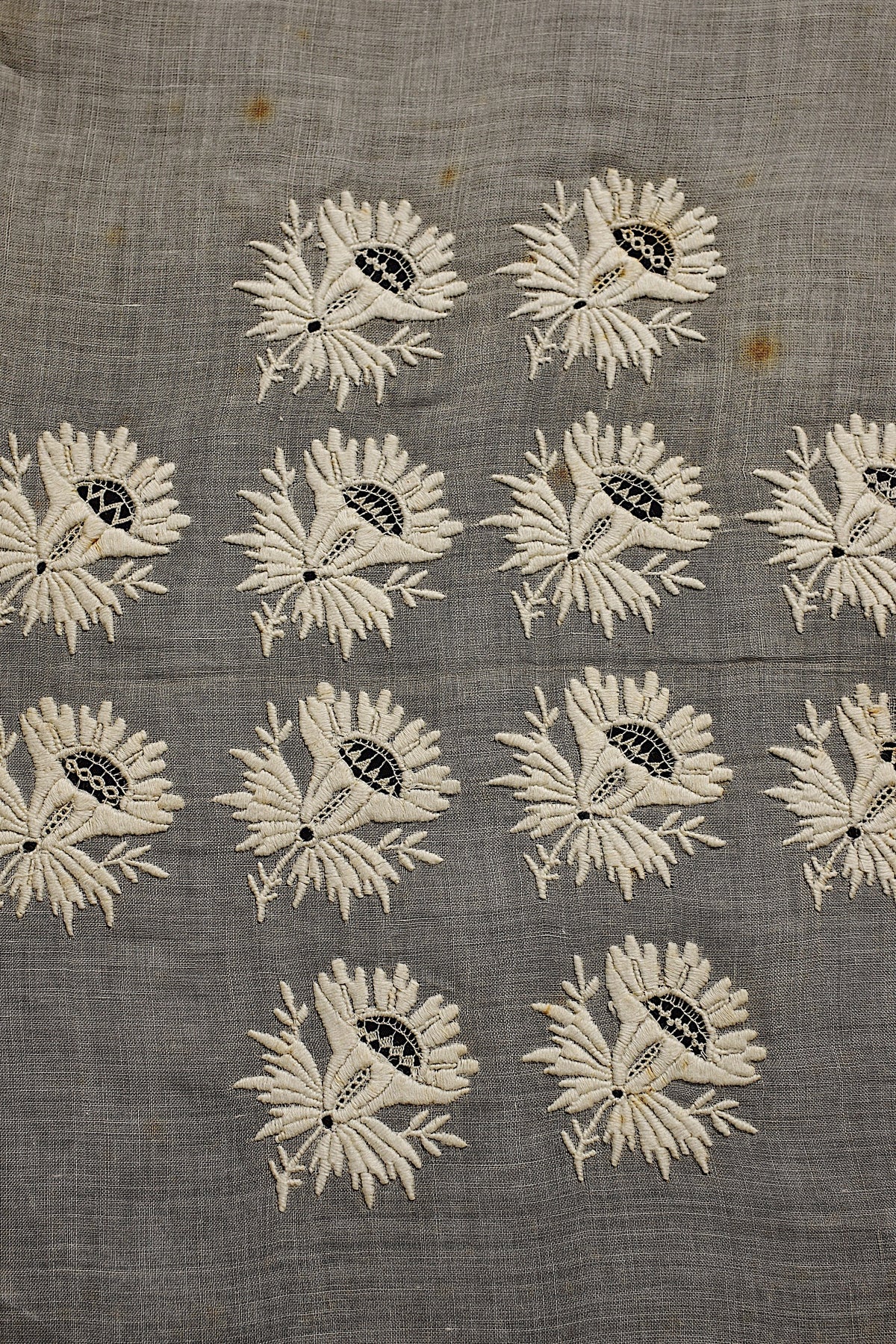 アンティークレース dentelle ancienne モチーフ 刺繍 ハギレ 2