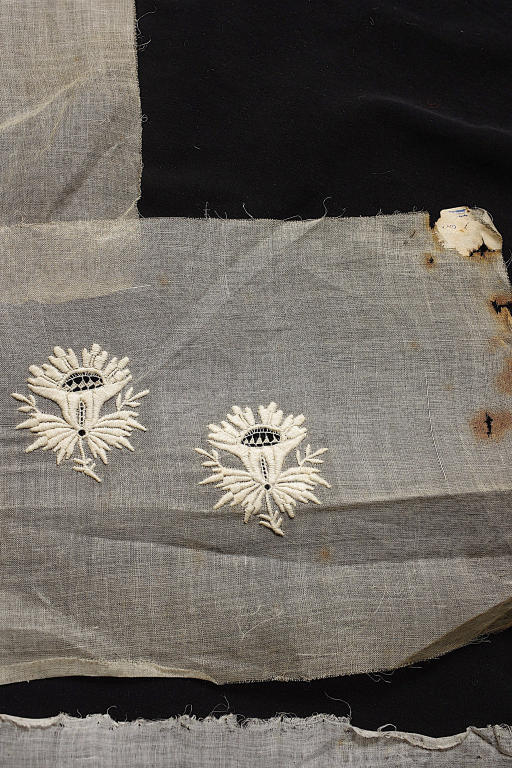アンティークレース dentelle ancienne モチーフ 刺繍 ハギレ 5
