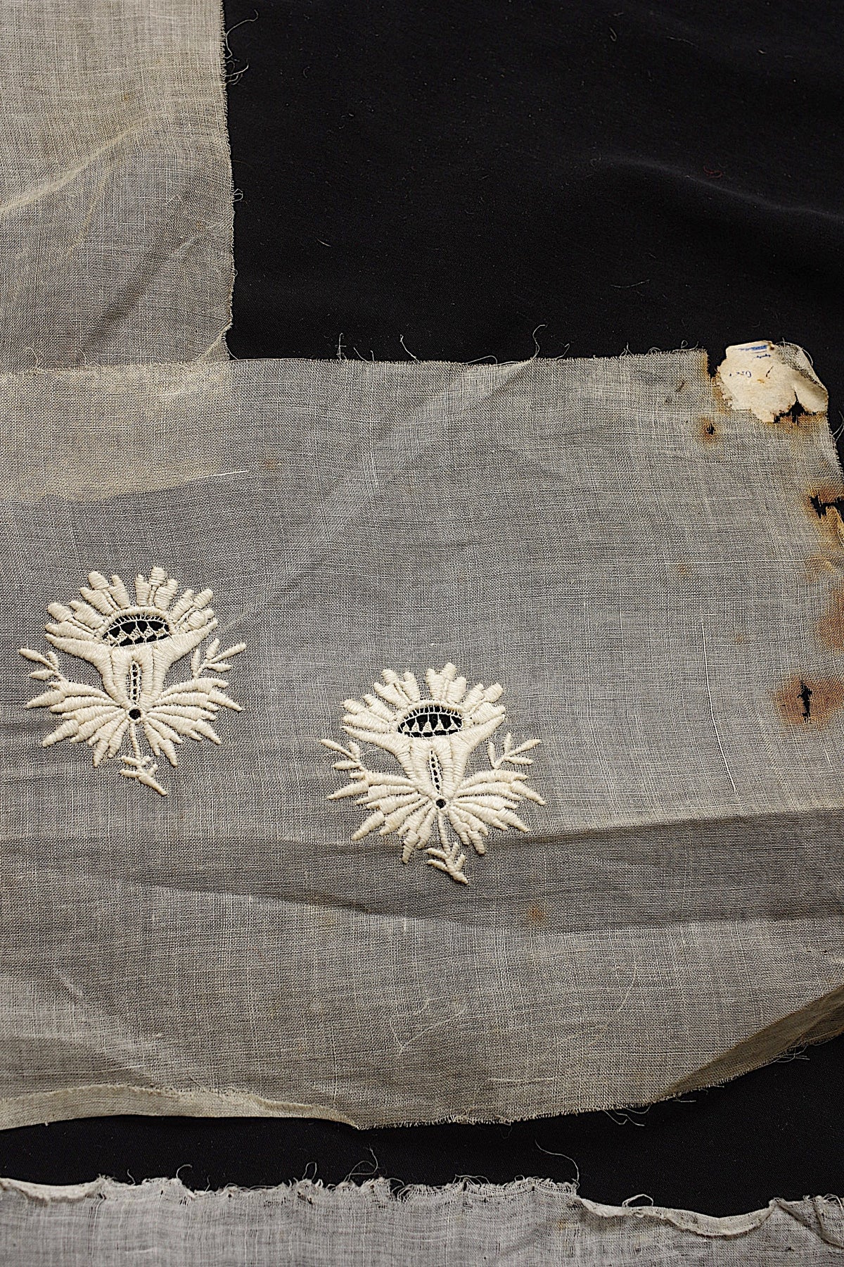 アンティークレース dentelle ancienne モチーフ 刺繍 ハギレ 5