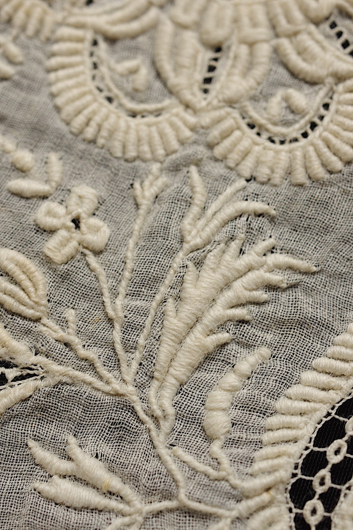 アンティークレース dentelle ancienne モチーフ 刺繍 ハギレ2 4
