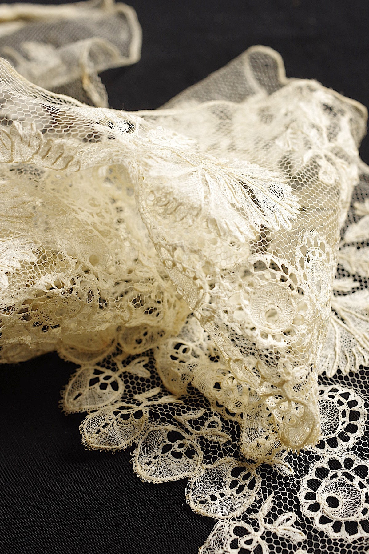 アンティークレース dentelle ancienne 70cm 40cm 3