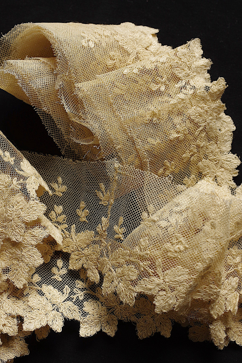 アンティークレース dentelle ancienne 345cm